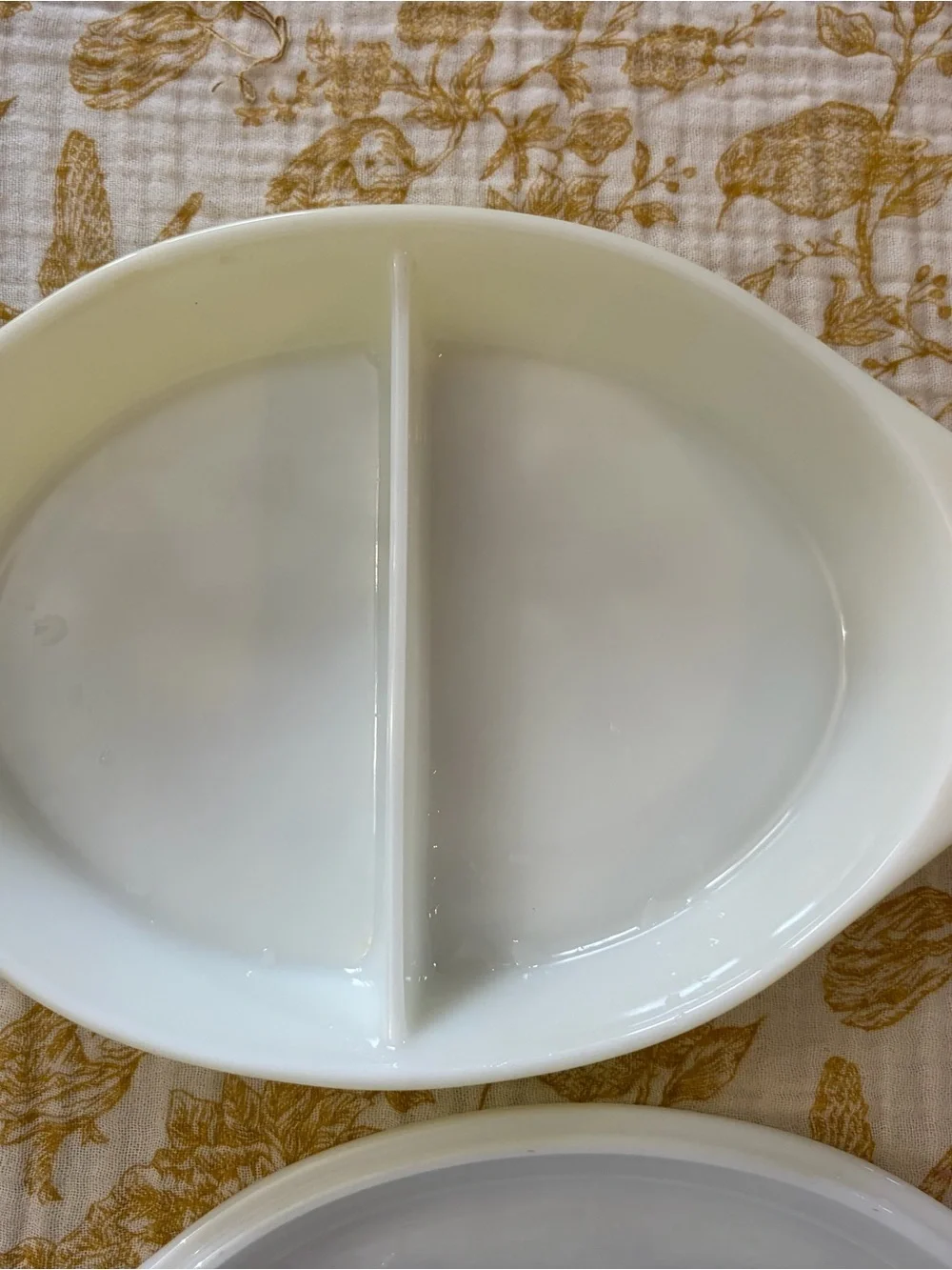 Pyrex Verde Divider Casserole Dish